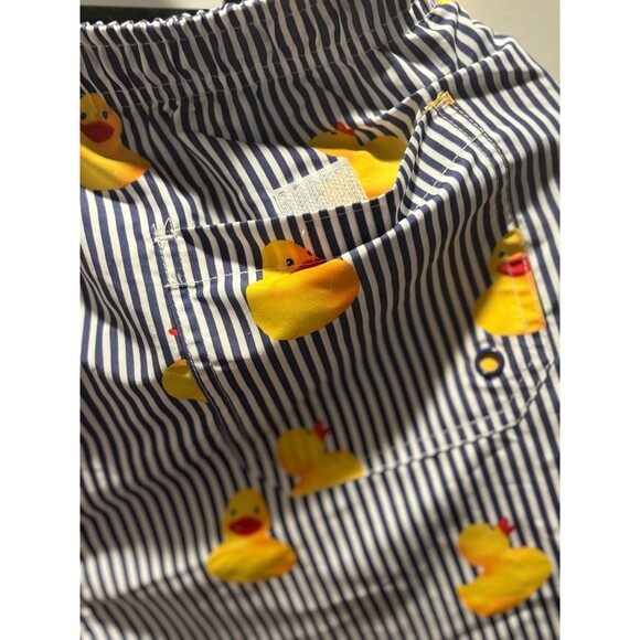Rubber duck swim trunks. Unisex - Picture 3 of 5